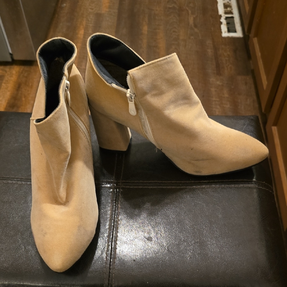 Elegant Tan Ankle Booties